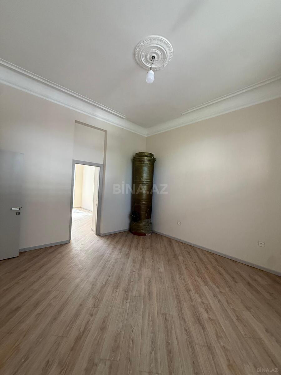 3 otaqlı Köhnə tikili, Xətai r., Bakı