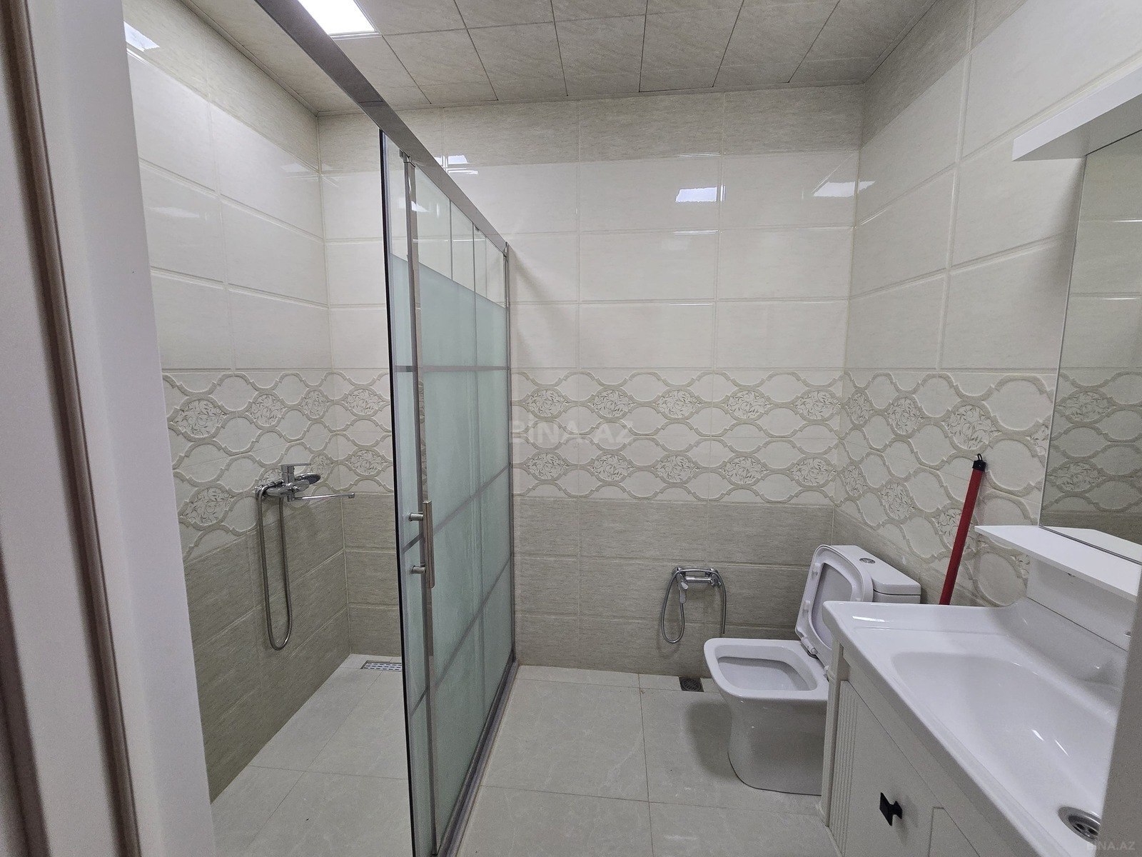 2 otaqlı Yeni tikili, Qara Qarayev m., Bakı
