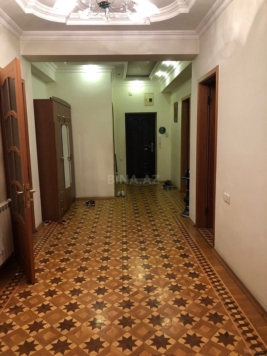 3 otaqlı Yeni tikili, Gənclik m., Bakı