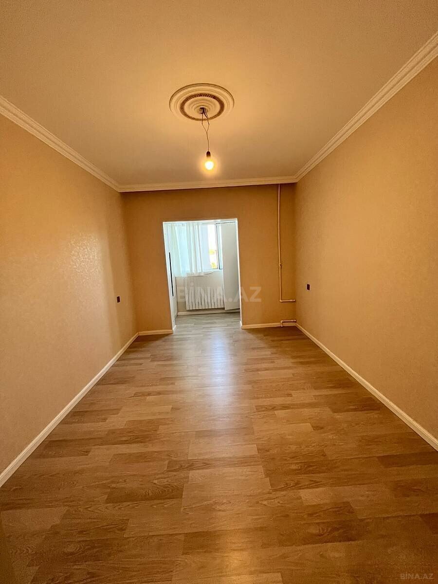 2 otaqlı Köhnə tikili, Xalqlar Dostluğu m., Bakı