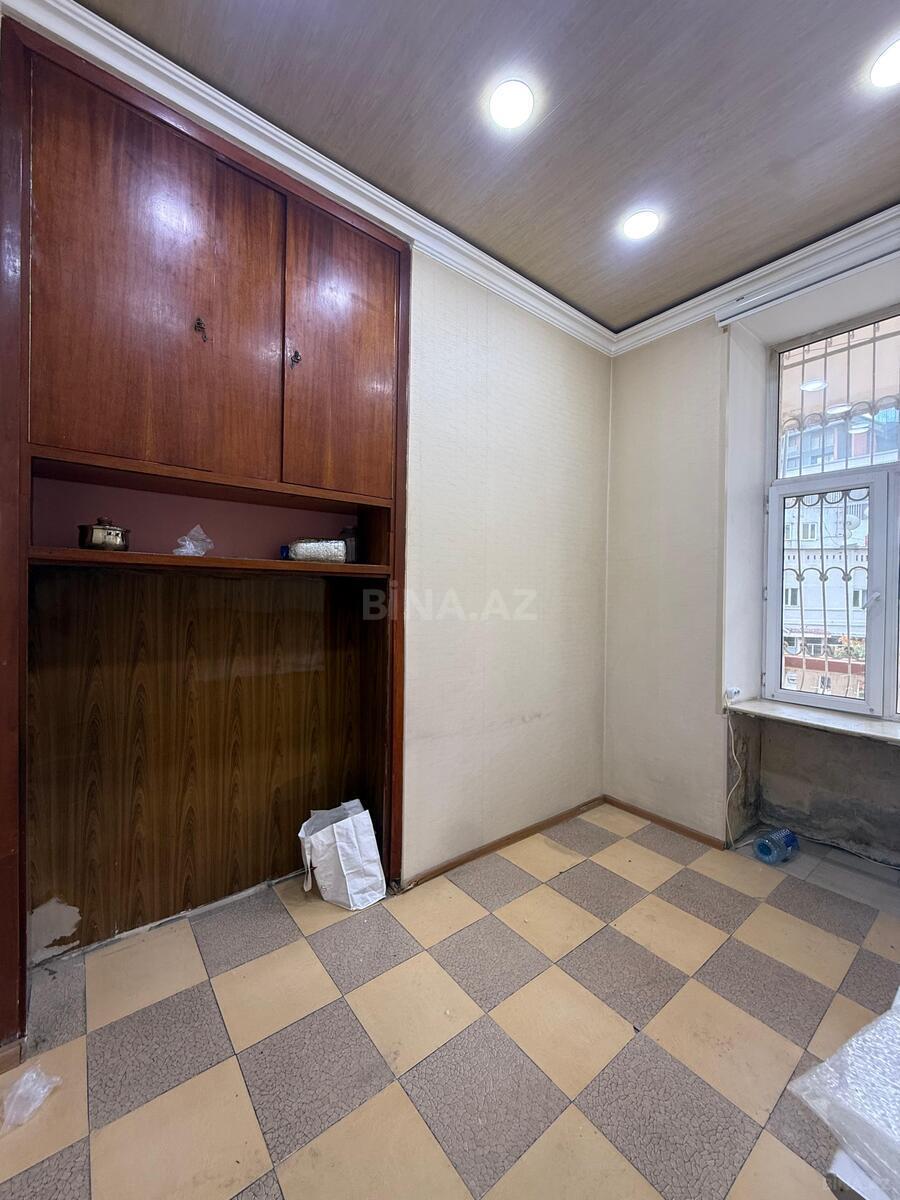 3 otaqlı Köhnə tikili, Xətai r., Bakı