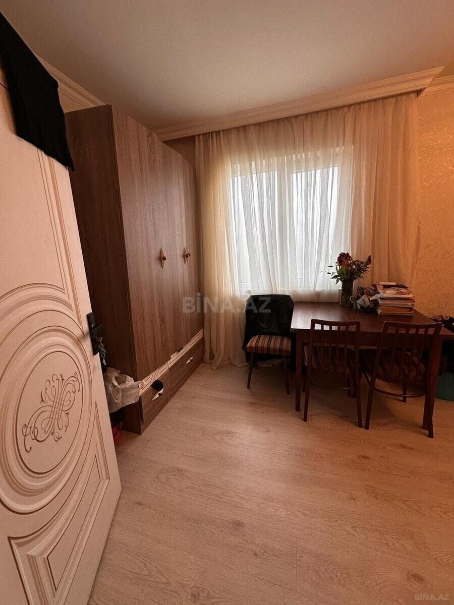 2 otaqlı Köhnə tikili, Xalqlar Dostluğu m., Bakı