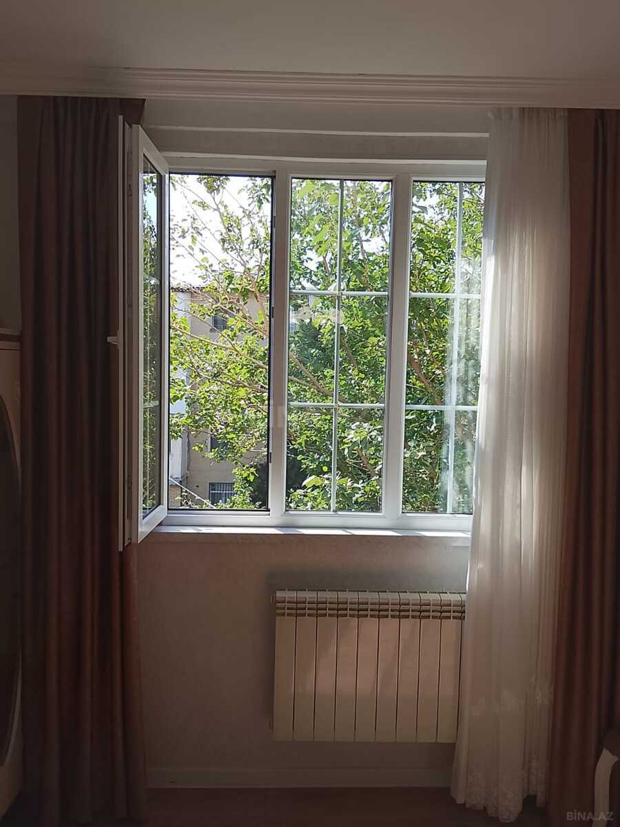 3 otaqlı Köhnə tikili, Neftçilər m., Bakı