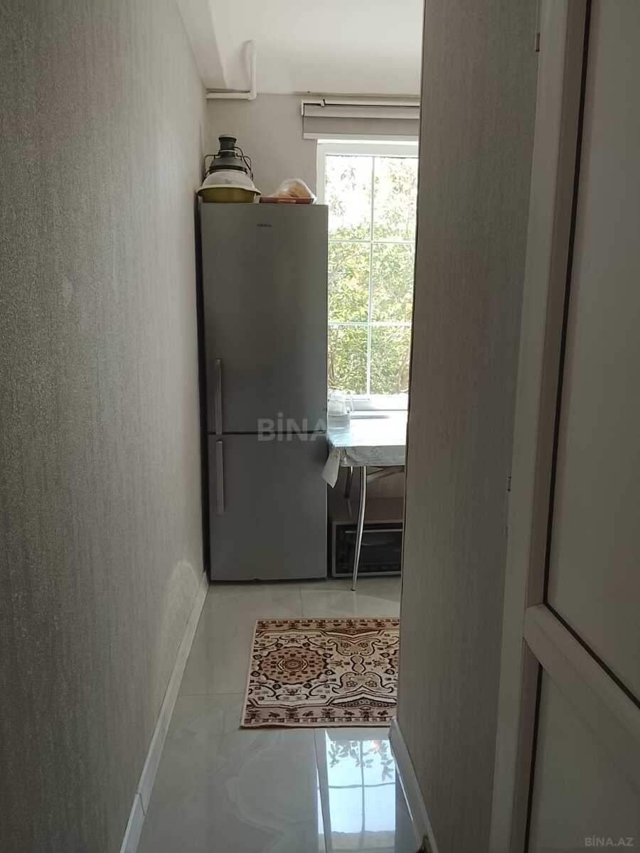 3 otaqlı Köhnə tikili, Neftçilər m., Bakı