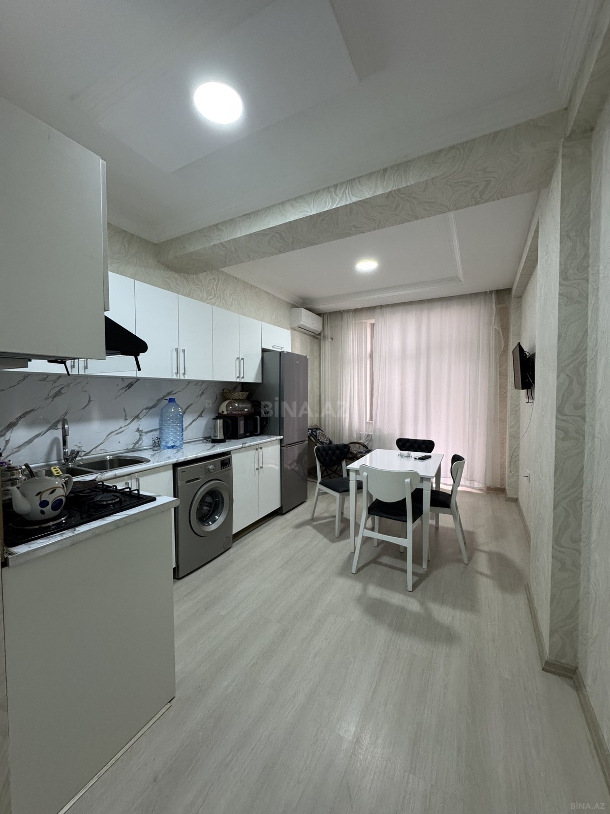 3 otaqlı Yeni tikili, Yeni Yasamal q., Bakı