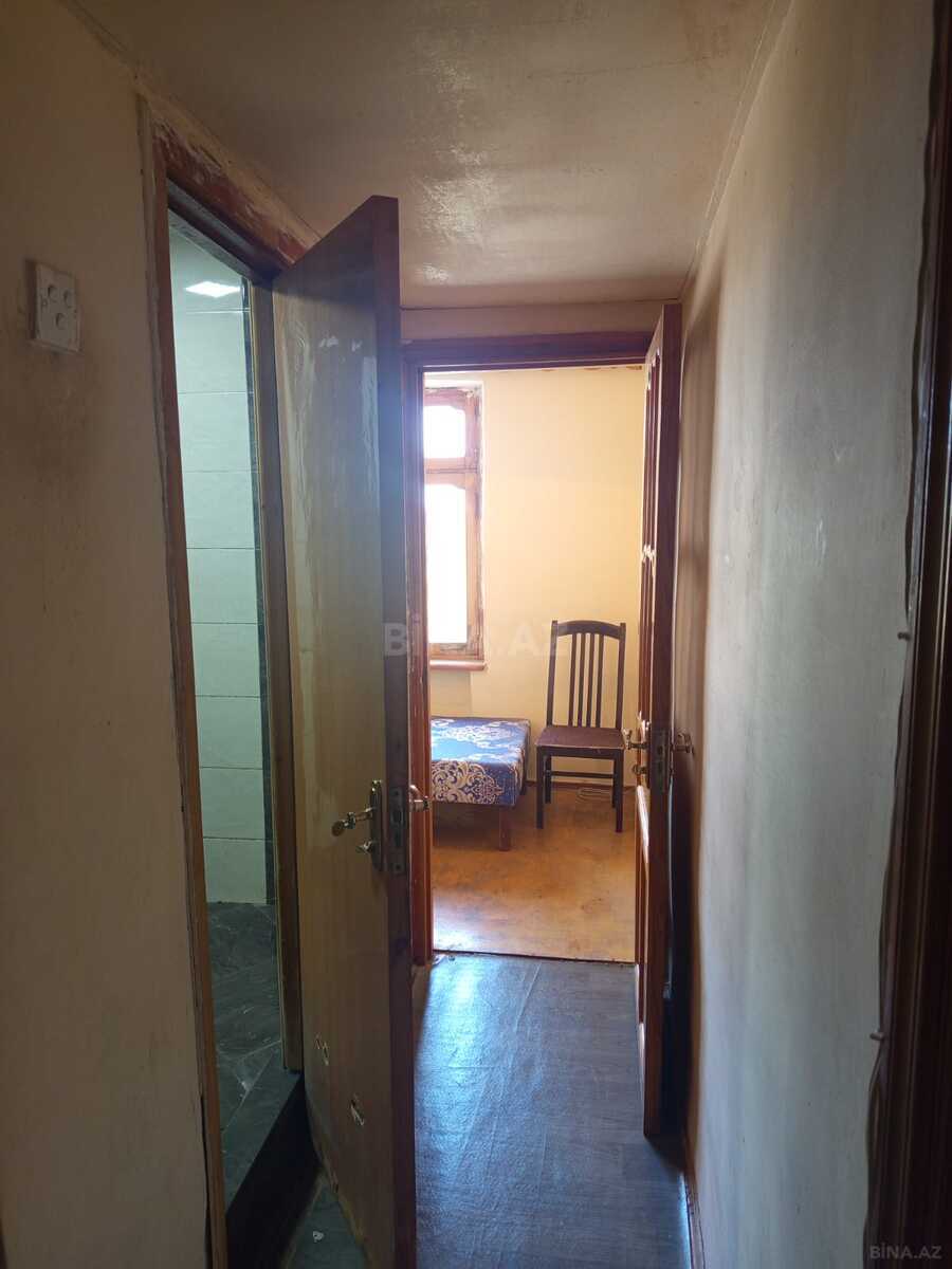 2 otaqlı Köhnə tikili, Qara Qarayev m., Bakı