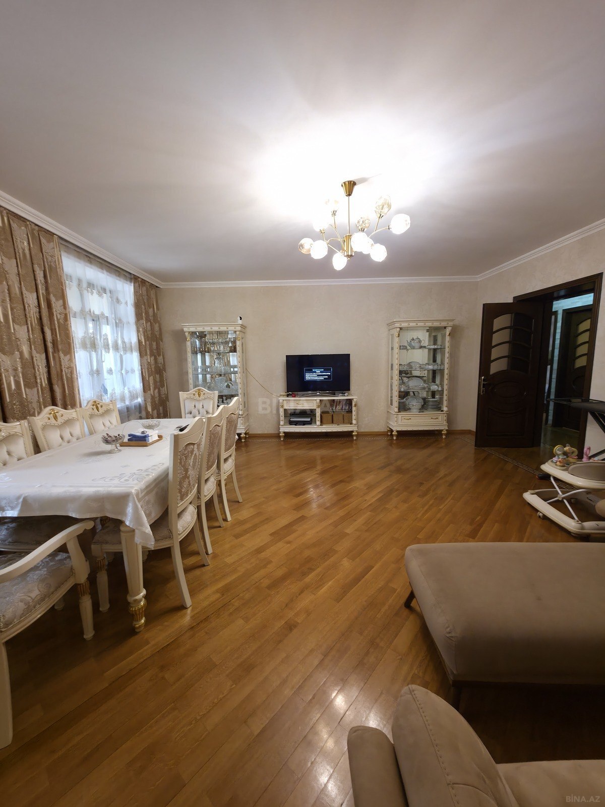 4 otaqlı mənzil satılır, Bakıxanov, Bakı