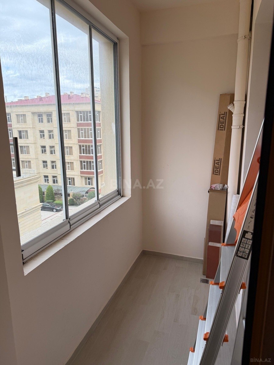 3 otaqlı Yeni tikili, Şah İsmayıl Xətai m., Bakı