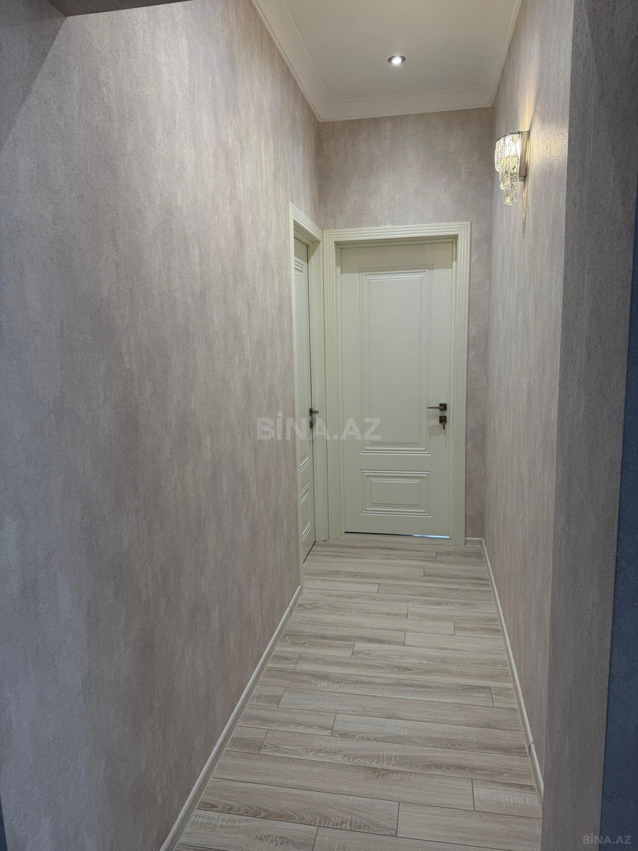 3 otaqlı Yeni tikili, Şah İsmayıl Xətai m., Bakı