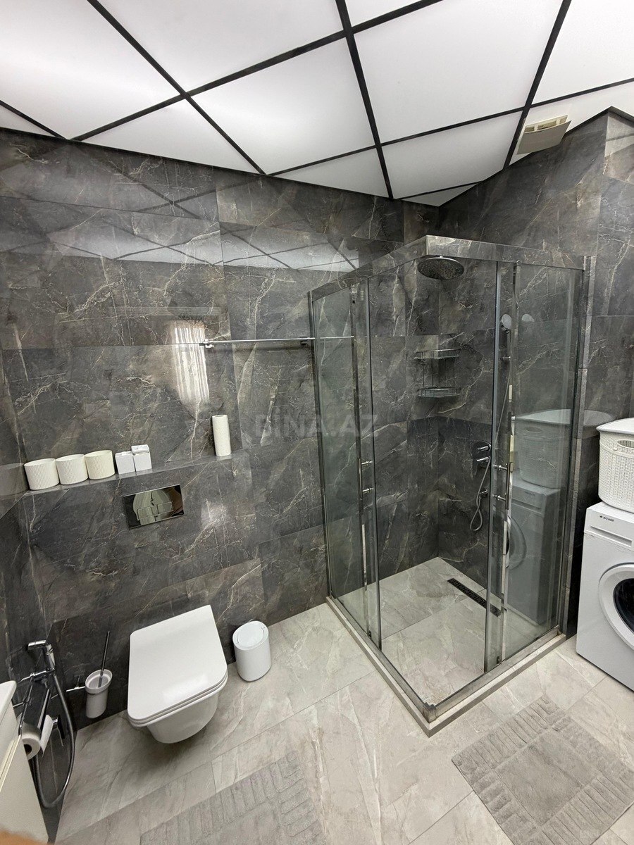 3 otaqlı Yeni tikili, Şah İsmayıl Xətai m., Bakı
