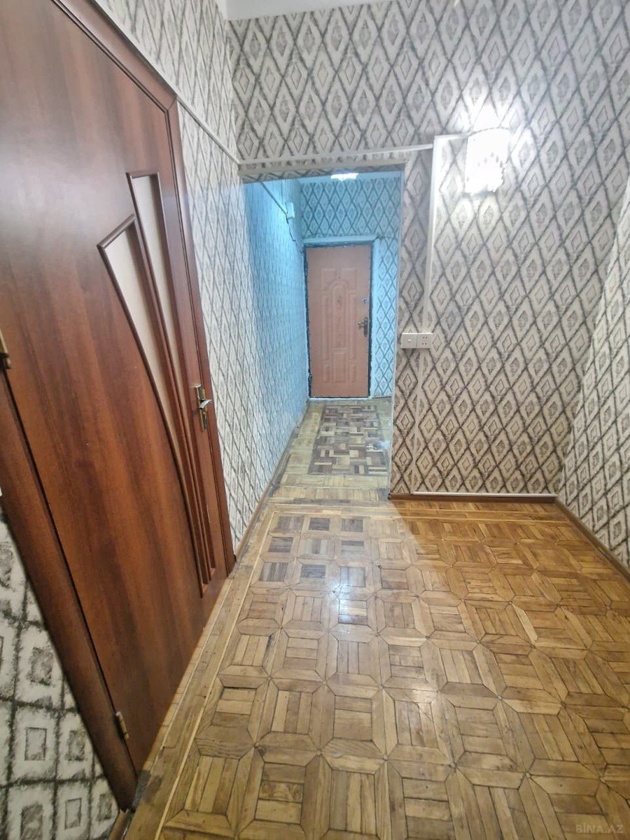 2 otaqlı Köhnə tikili, Memar Əcəmi m., Bakı
