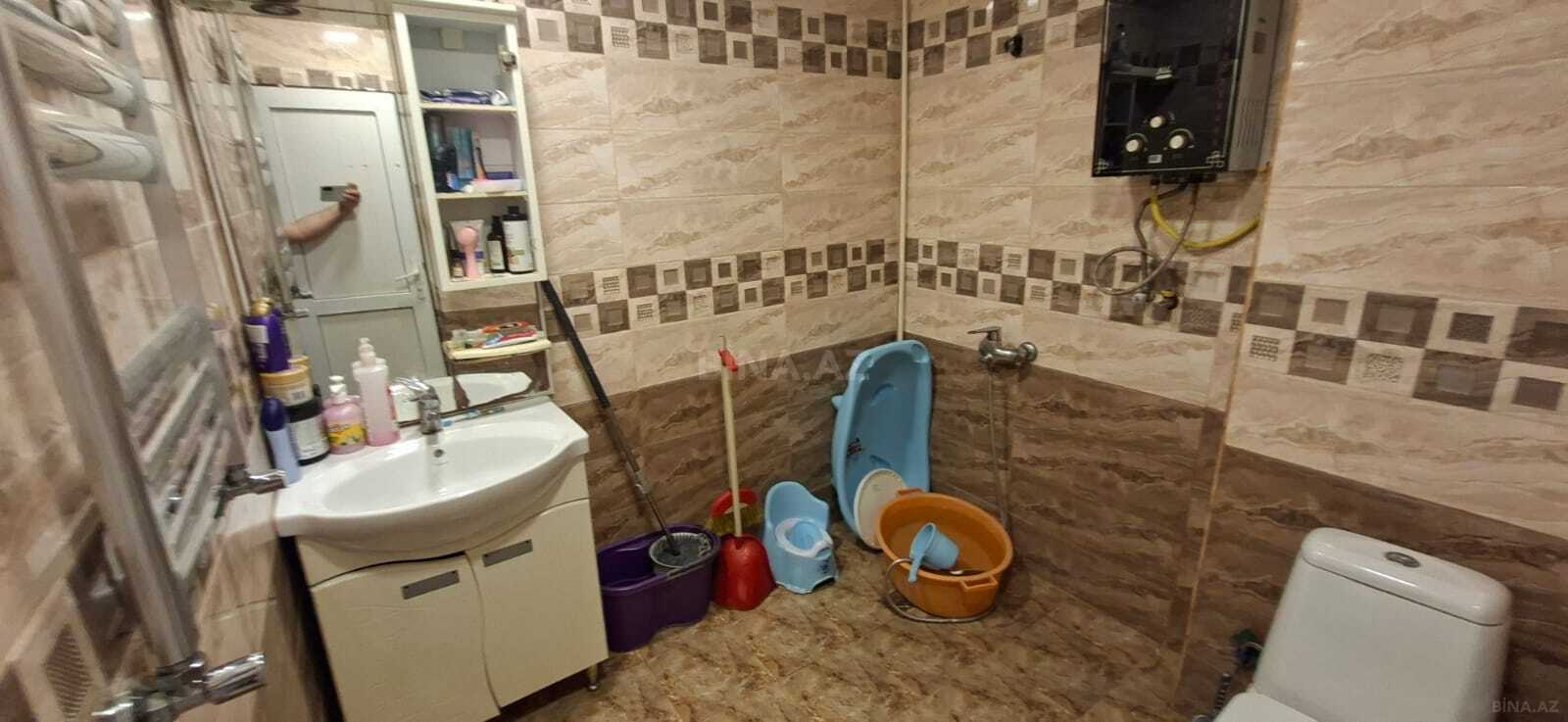 2 otaqlı Köhnə tikili, Xalqlar Dostluğu m., Bakı
