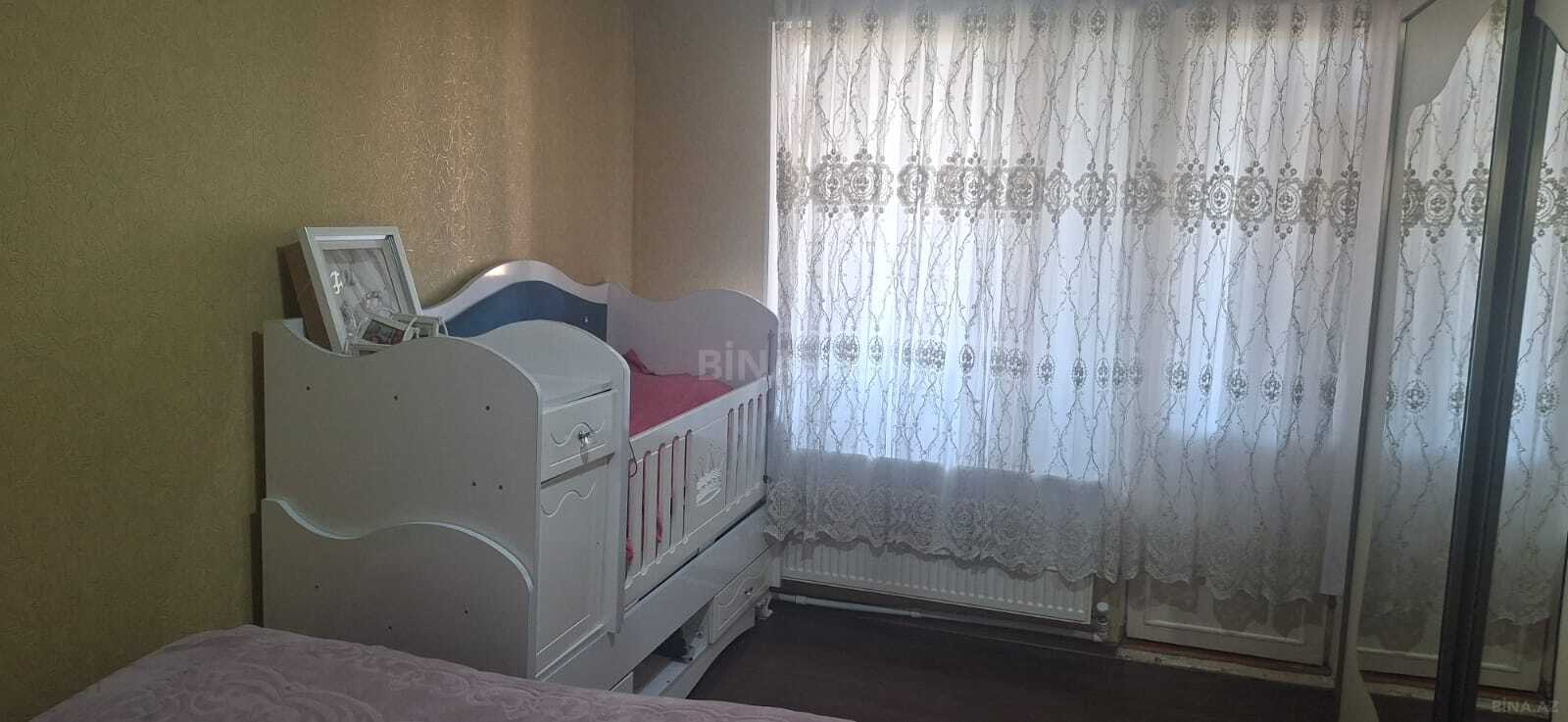 2 otaqlı Köhnə tikili, Xalqlar Dostluğu m., Bakı