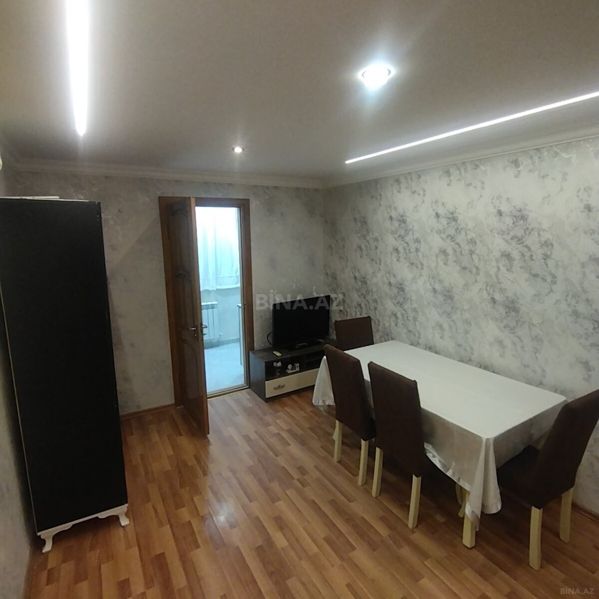 2 otaqlı Köhnə tikili, İnşaatçılar m., Bakı