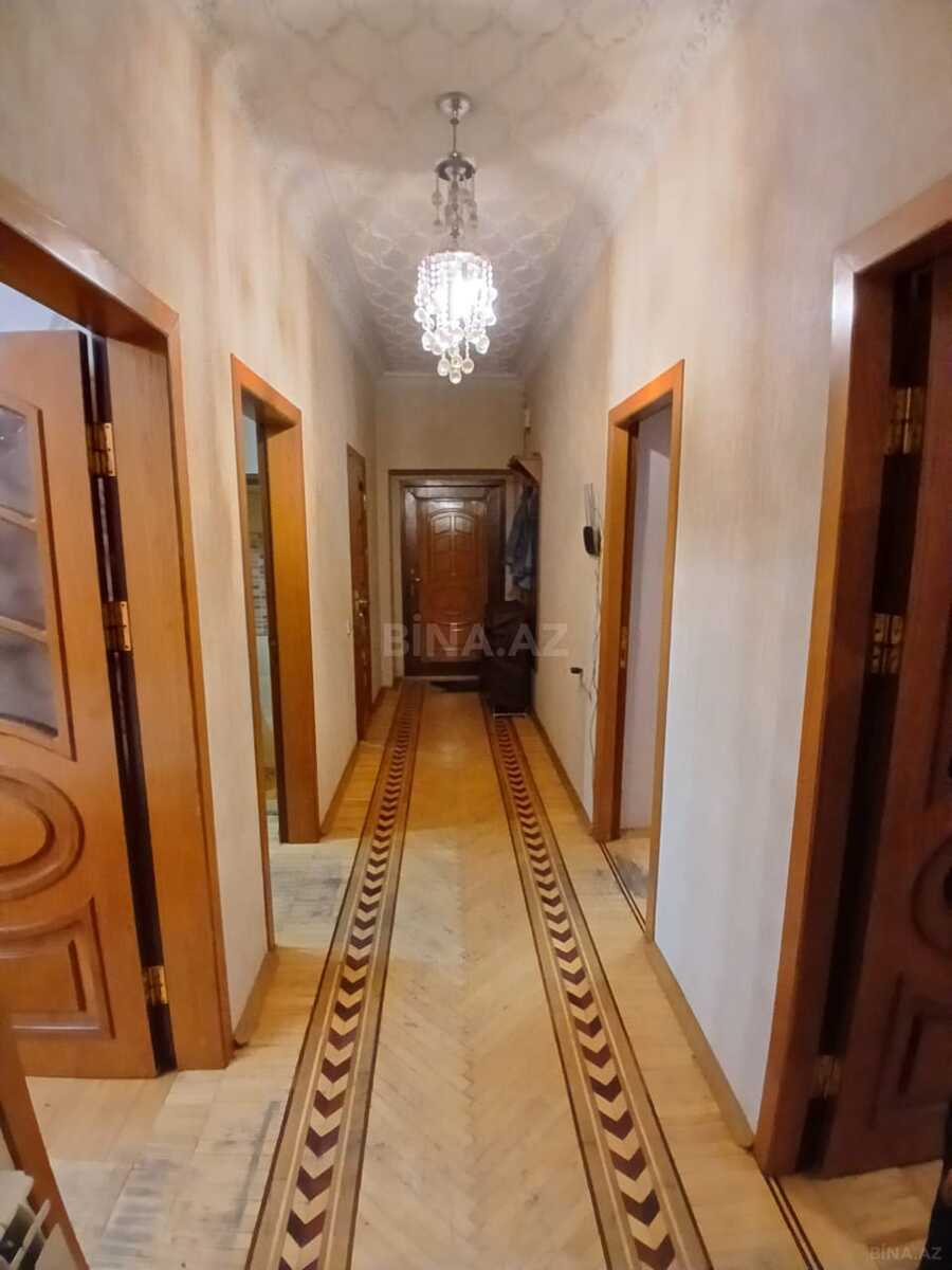 4 otaqlı Köhnə tikili, Gənclik m., Bakı