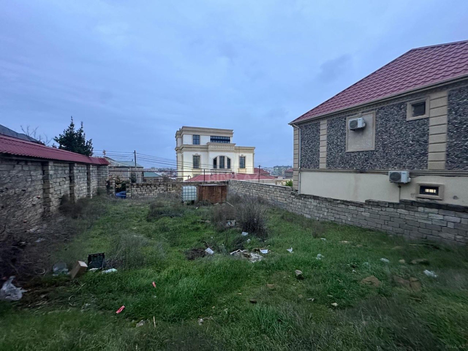 Torpaq Badamdar q., Bakı