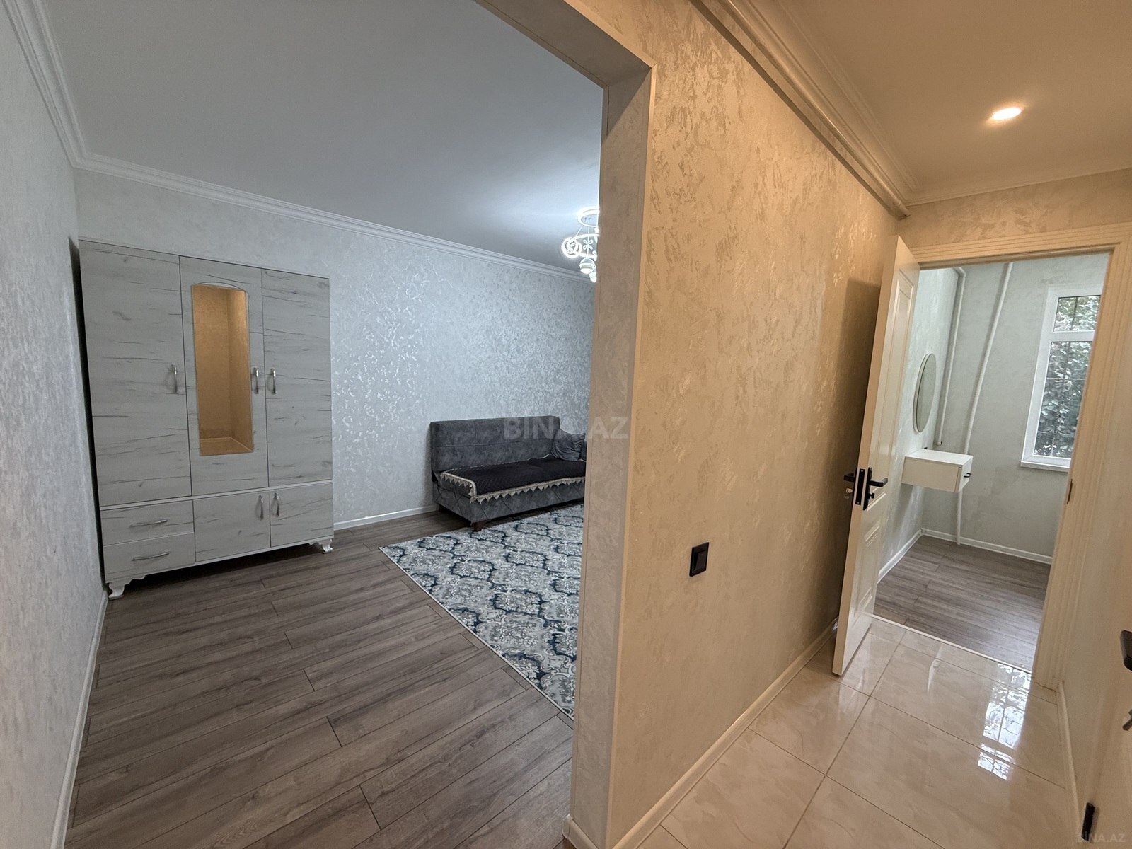 2 otaqlı Köhnə tikili, Neftçilər m., Bakı