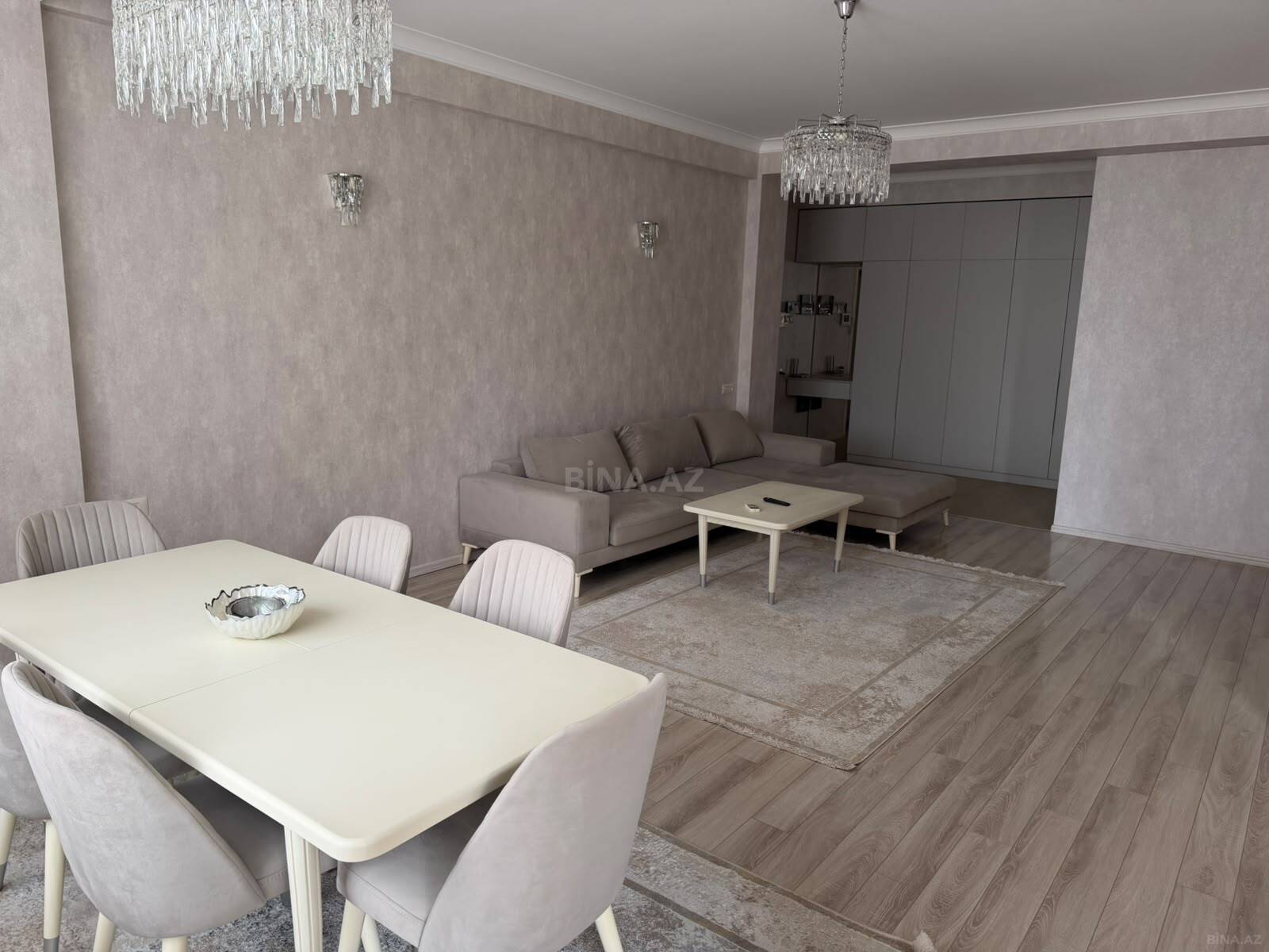 3 otaqlı Yeni tikili, Şah İsmayıl Xətai m., Bakı