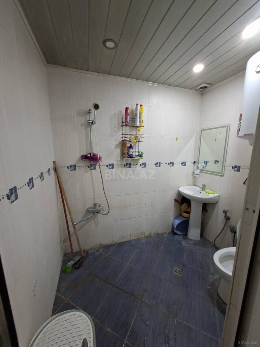 3 otaqlı Köhnə tikili, Elmlər Akademiyası m., Bakı