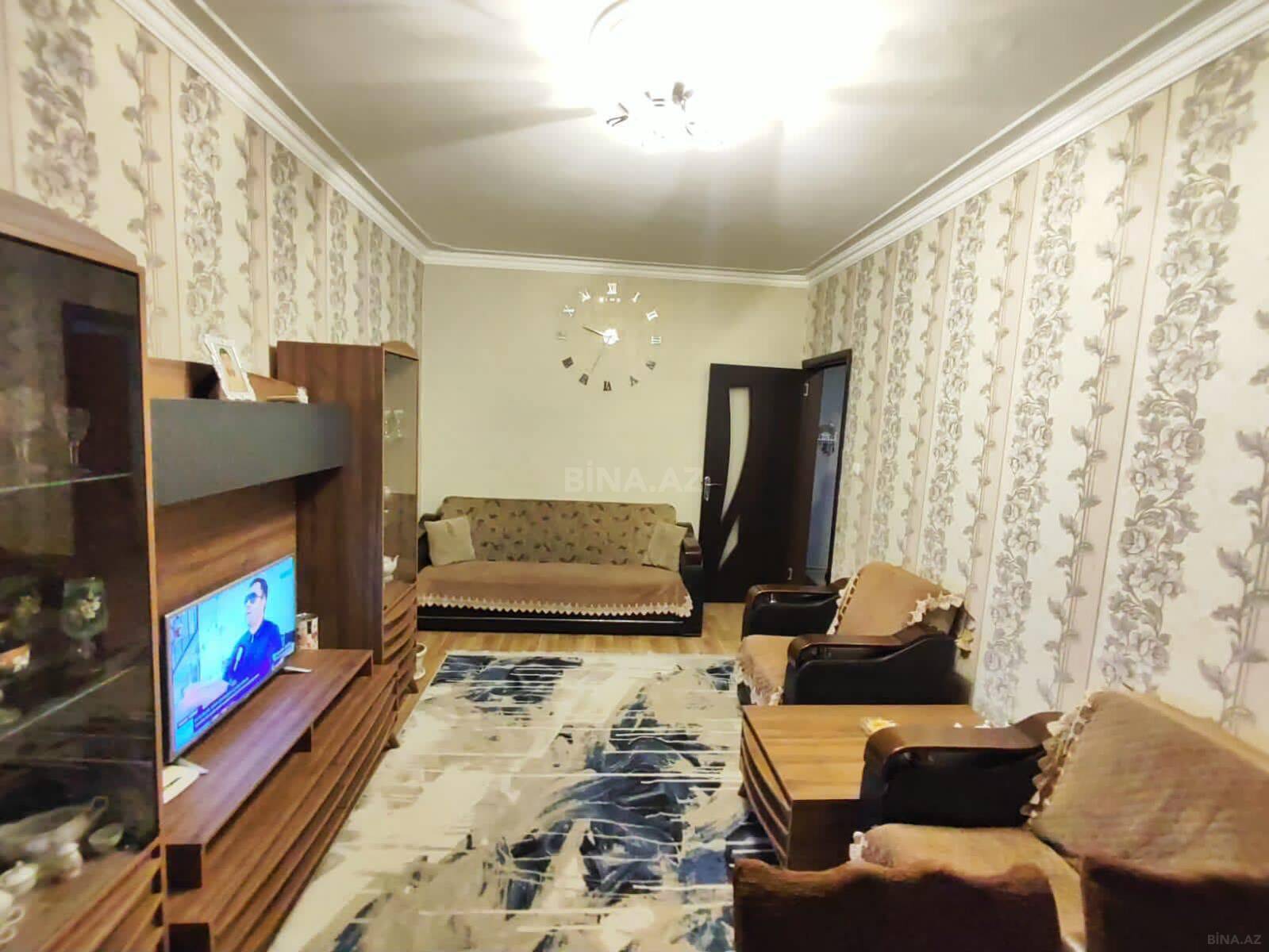 2 otaqlı Köhnə tikili, Qaraçuxur q., Bakı
