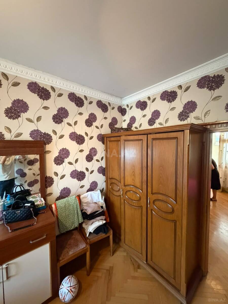 3 otaqlı Köhnə tikili, Gənclik m., Bakı