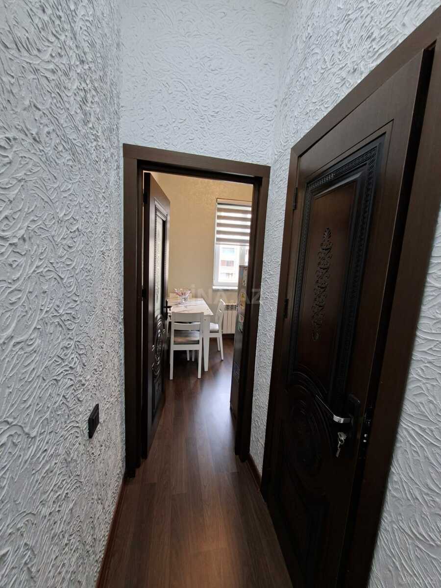 2 otaqlı Köhnə tikili, Nizami m., Bakı