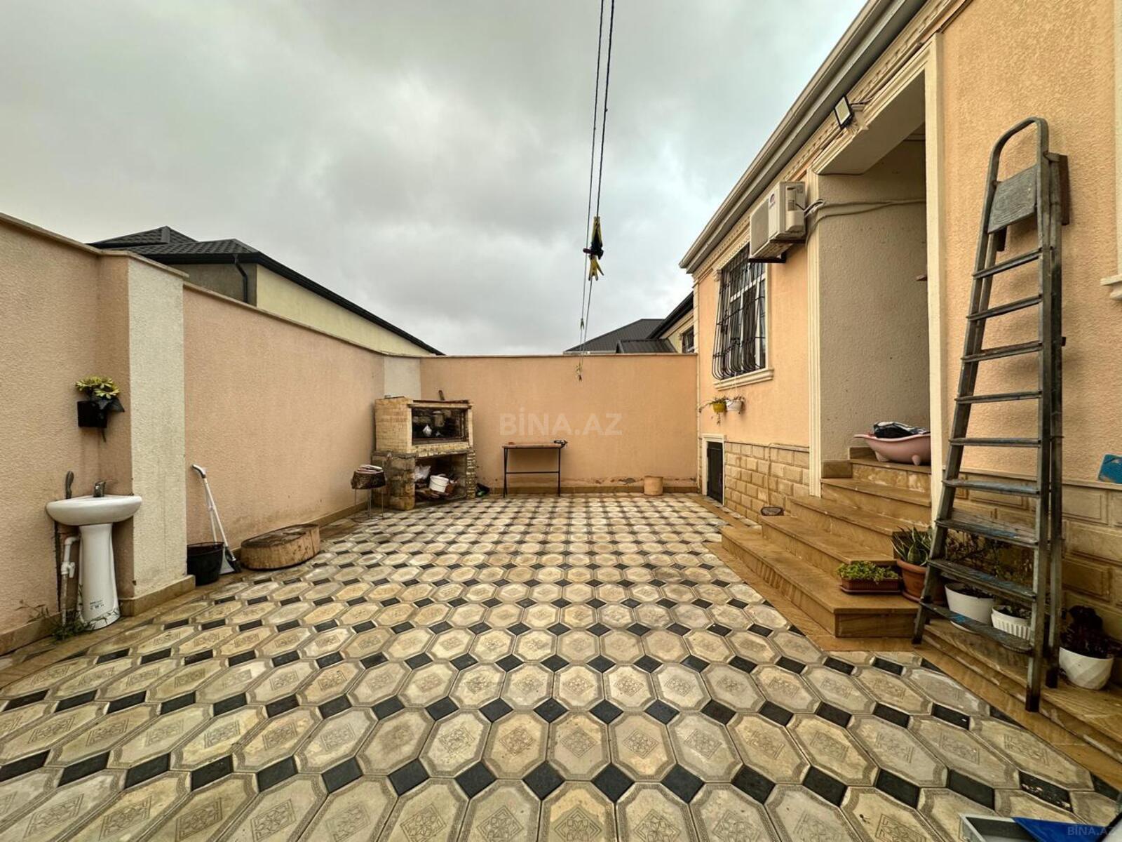 3 otaqlı Həyət evi/Bağ evi, Binəqədi q., Bakı
