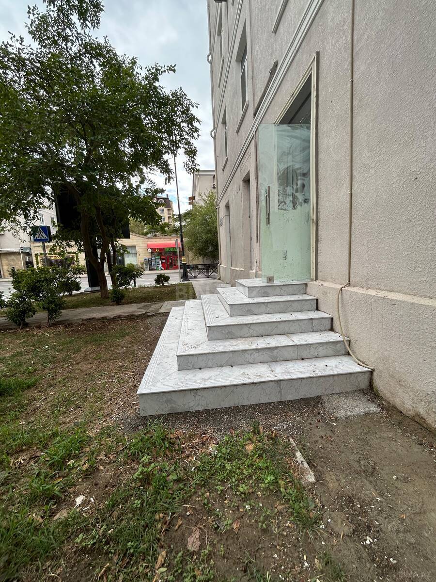 Obyekt Şah İsmayıl Xətai m., Bakı