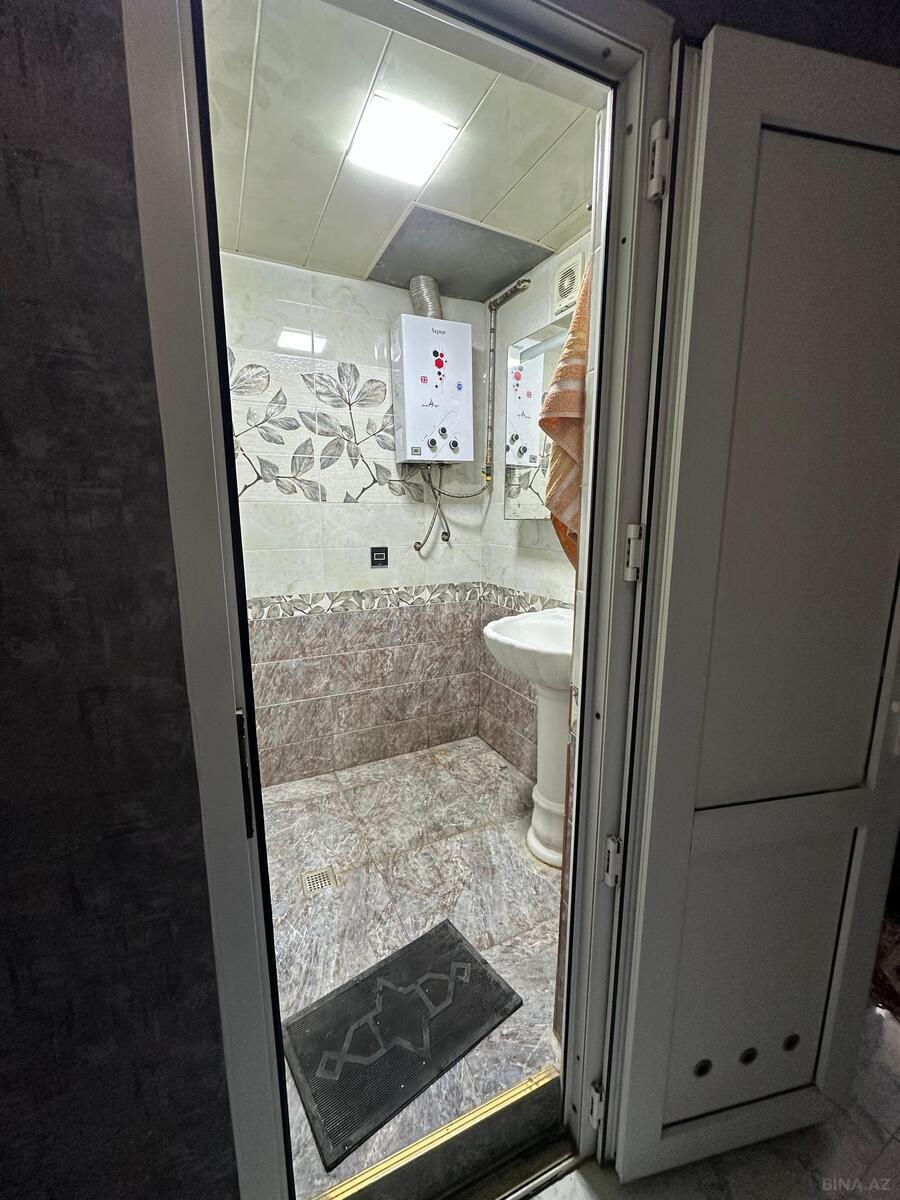 4 otaqlı Köhnə tikili, Xalqlar Dostluğu m., Bakı