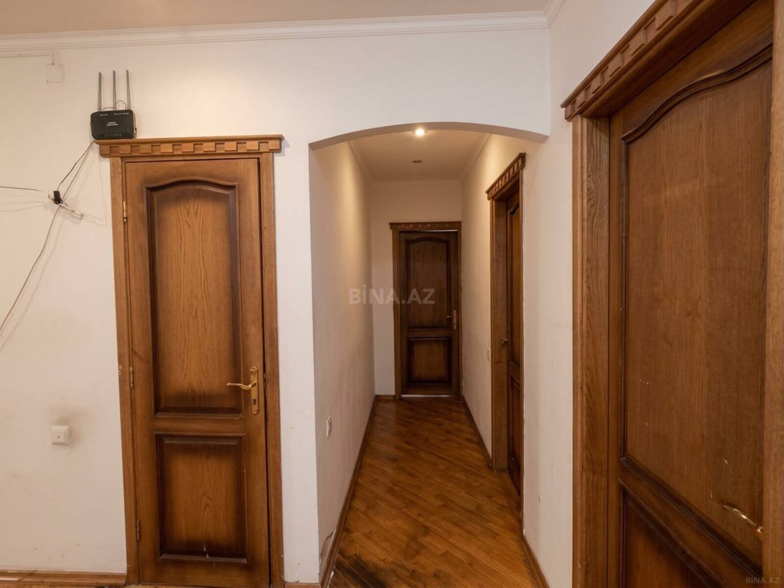 4 otaqlı Yeni tikili, Nizami m., Bakı