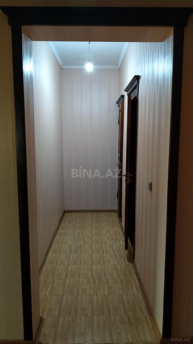 8 otaqlı Həyət evi/Bağ evi, Qaraçuxur q., Bakı
