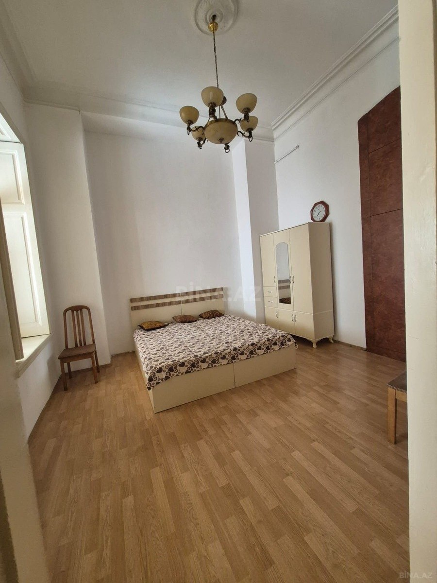 2 otaqlı Köhnə tikili, Sahil m., Bakı