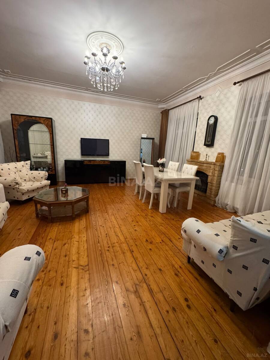 5 otaqlı Həyət evi/Bağ evi, Bayıl q., Bakı