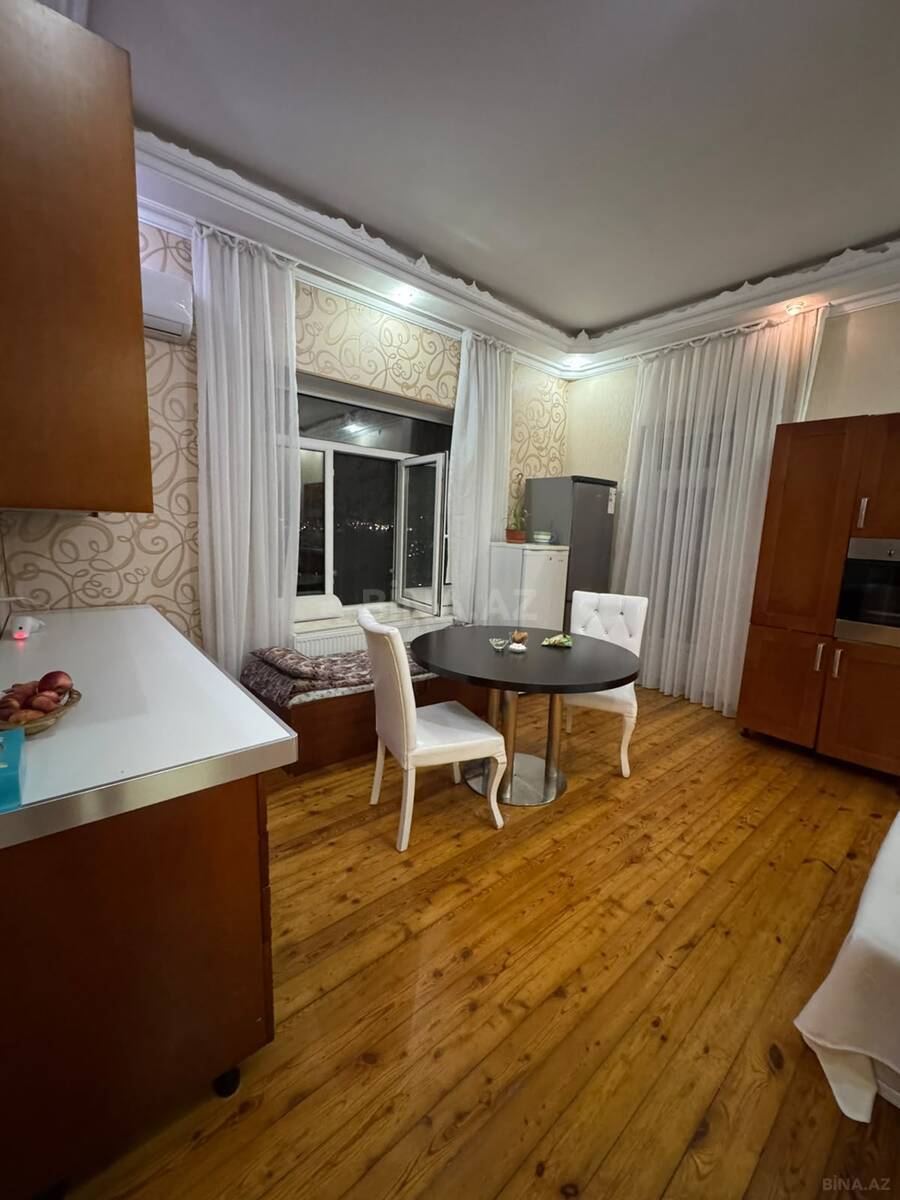5 otaqlı Həyət evi/Bağ evi, Bayıl q., Bakı