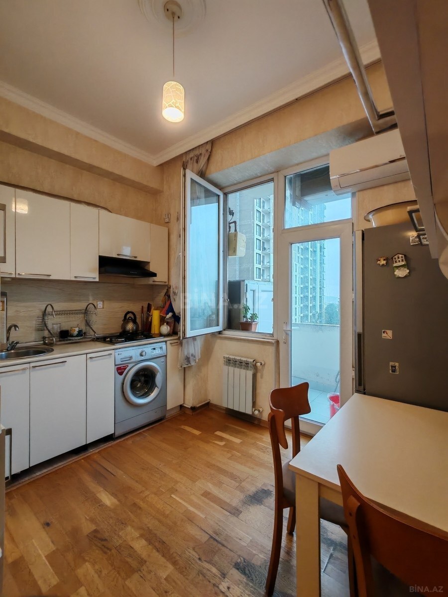 2 otaqlı Yeni tikili, Avtovağzal m., Bakı