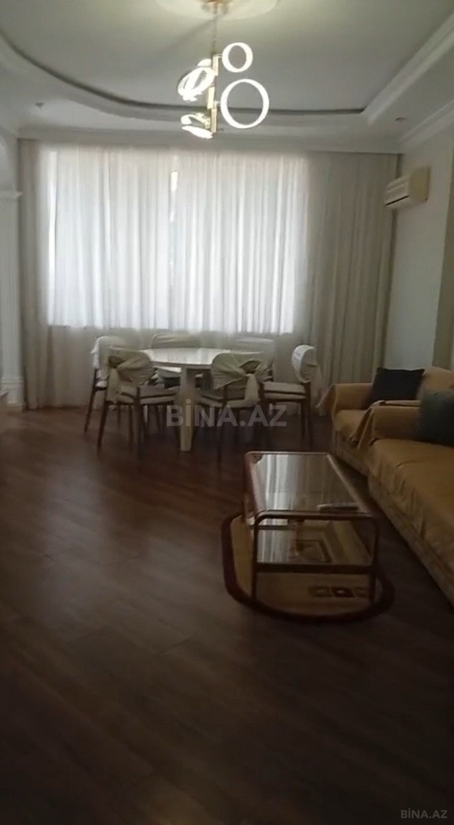 3 otaqlı Yeni tikili, Nizami m., Bakı