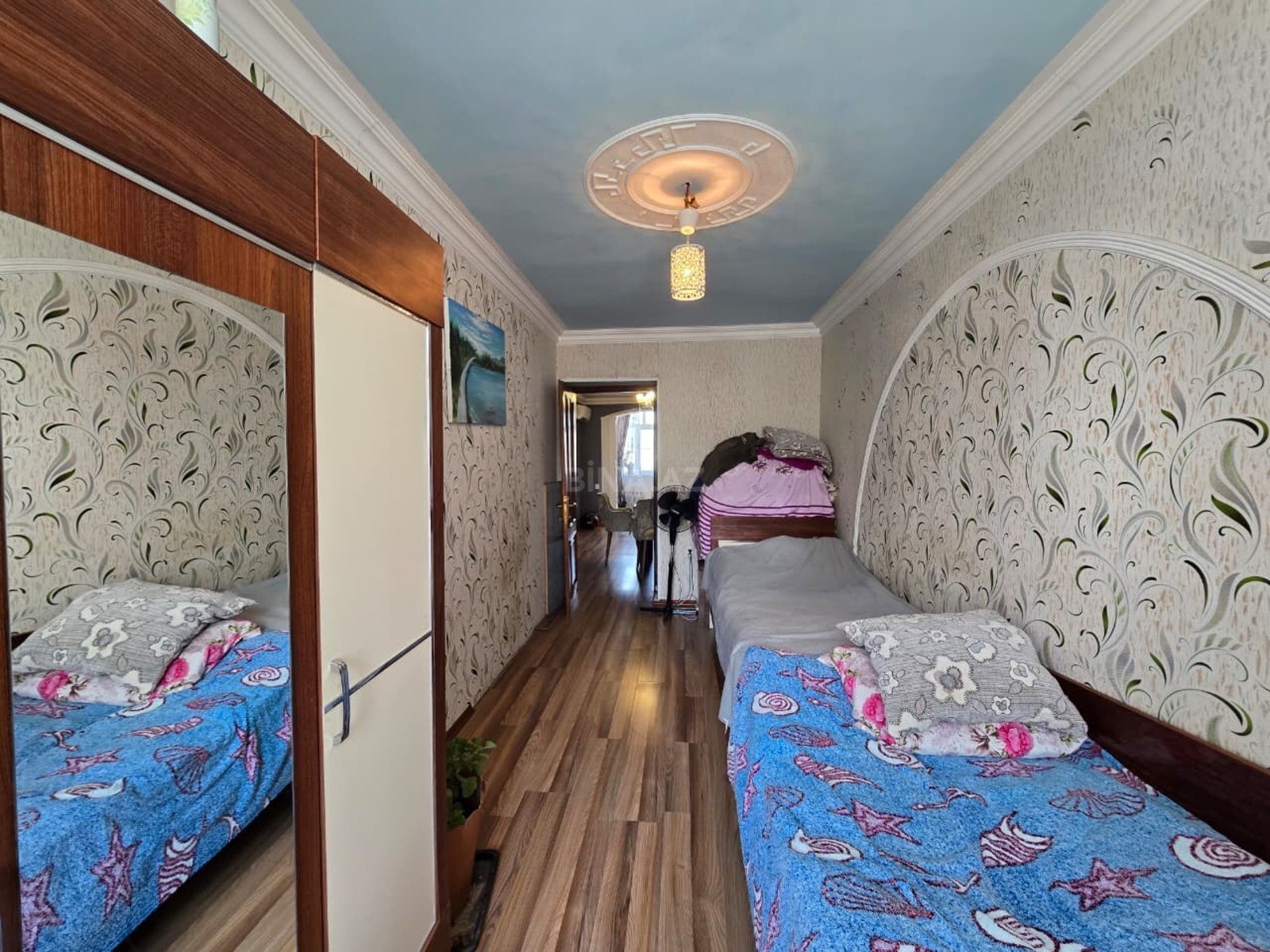 2 otaqlı Köhnə tikili, Qara Qarayev m., Bakı