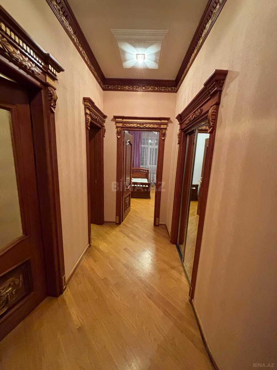3 otaqlı Yeni tikili, Memar Əcəmi m., Bakı