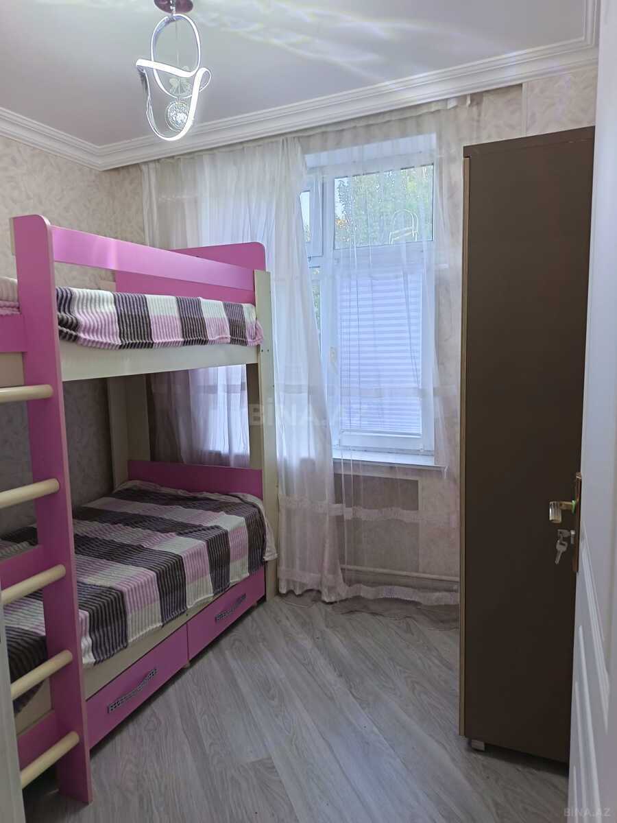 3 otaqlı Köhnə tikili, Avtovağzal m., Bakı