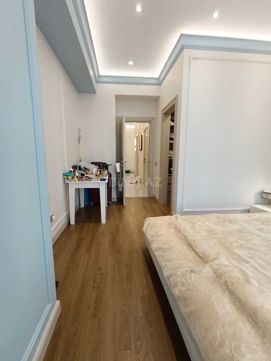 3 otaqlı Yeni tikili, Şah İsmayıl Xətai m., Bakı
