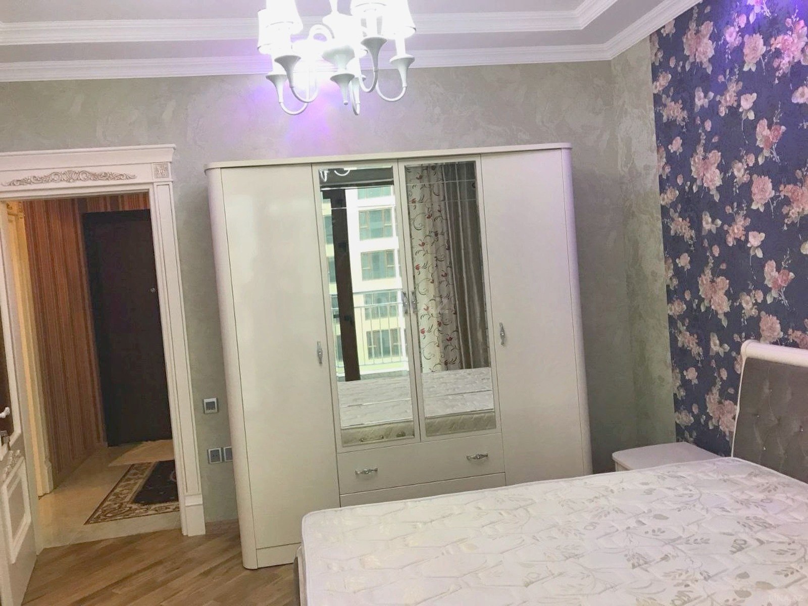 2 otaqlı Yeni tikili, Şah İsmayıl Xətai m., Bakı