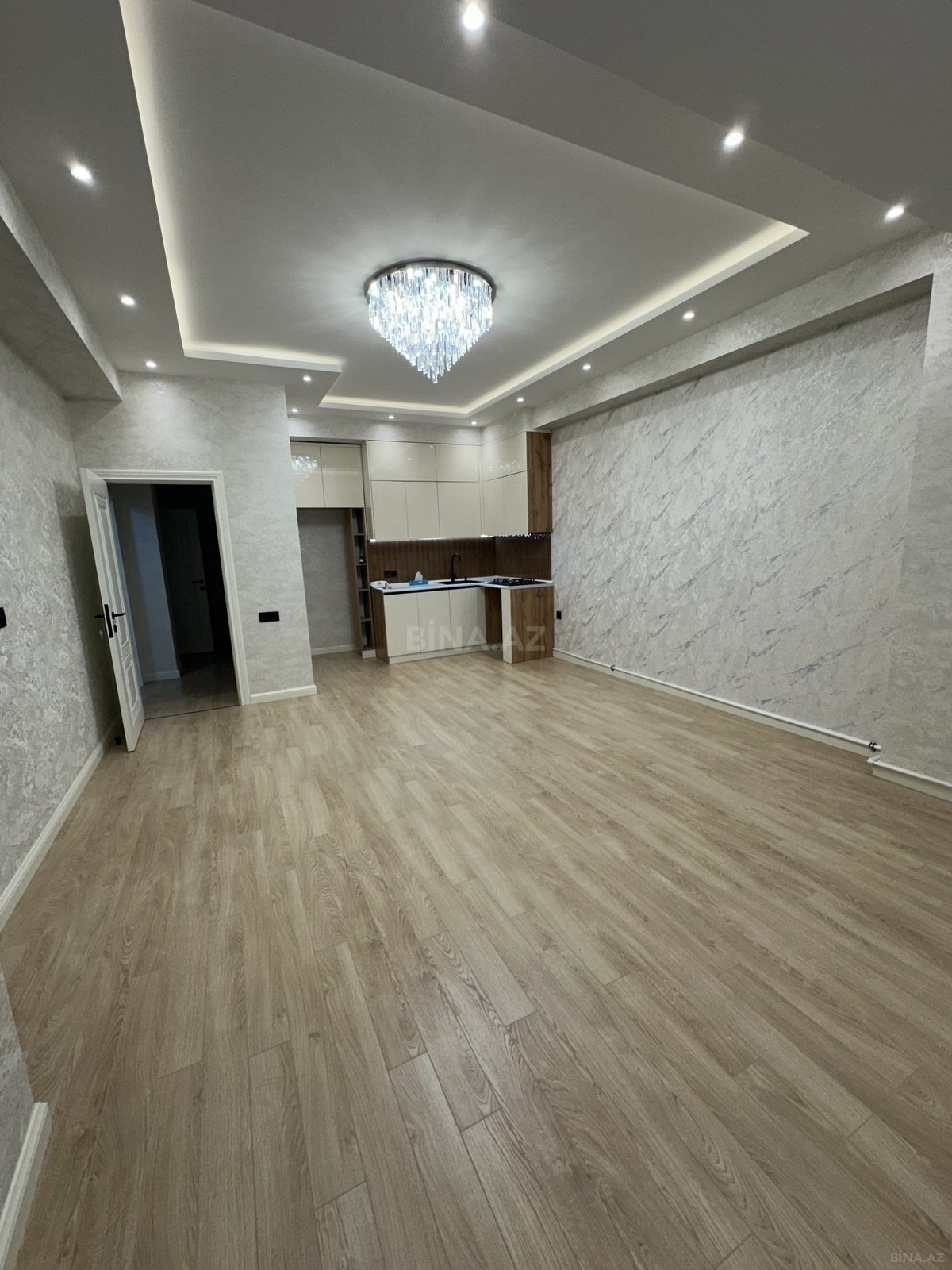 2 otaqlı Yeni tikili, Qara Qarayev m., Bakı