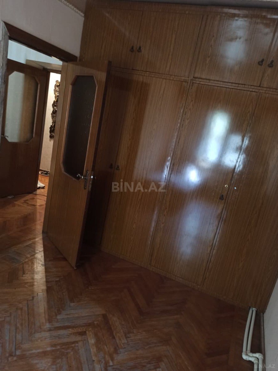 4 otaqlı Köhnə tikili, Nəsimi r., Bakı