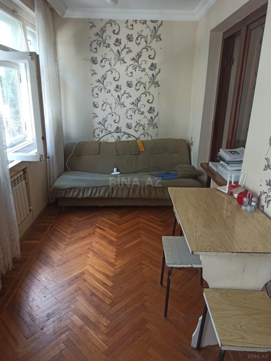 4 otaqlı Köhnə tikili, Nəsimi r., Bakı