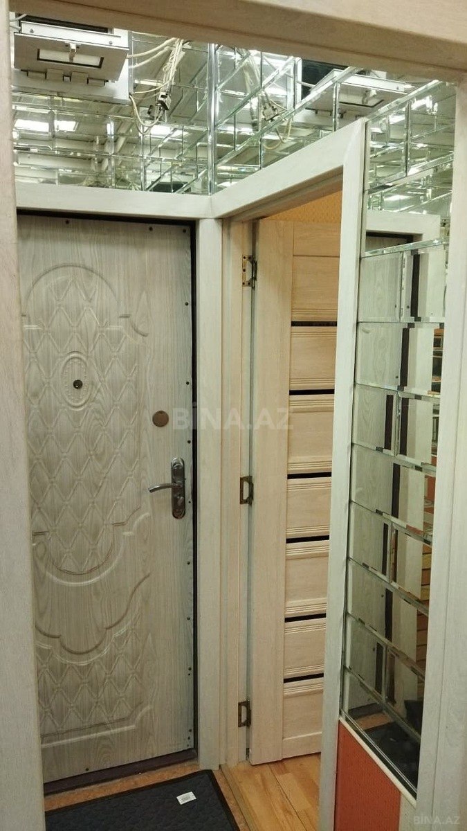2 otaqlı Köhnə tikili, Memar Əcəmi m., Bakı