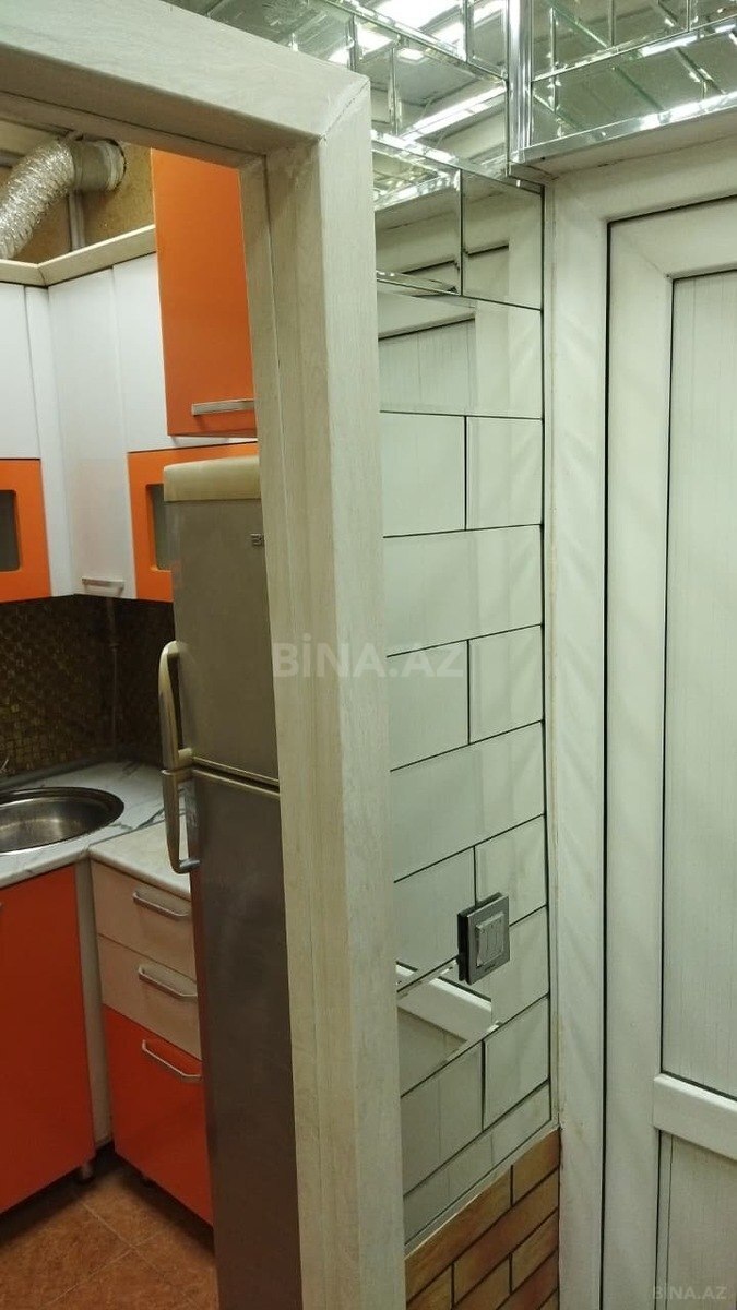 2 otaqlı Köhnə tikili, Memar Əcəmi m., Bakı
