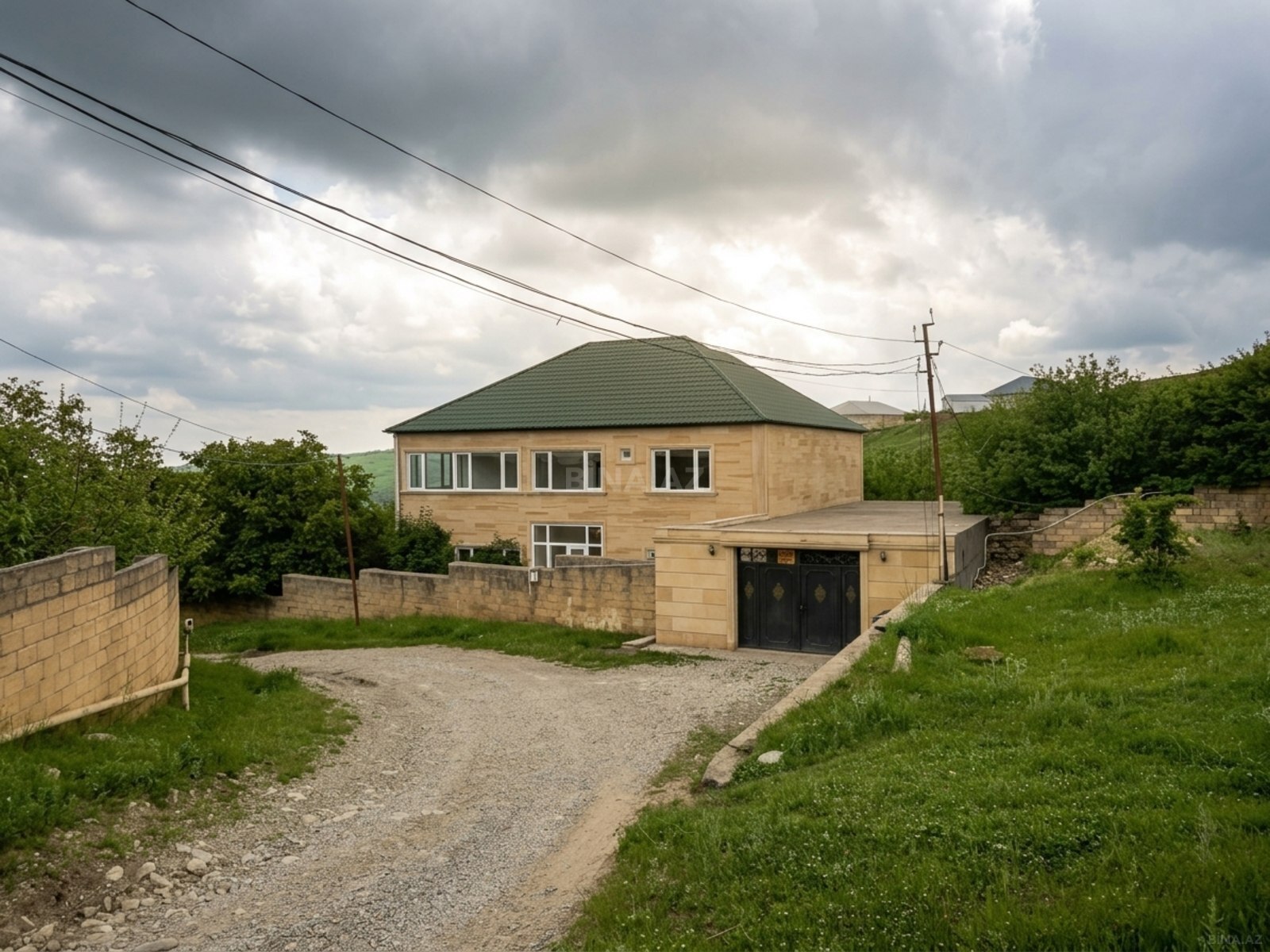6 otaqlı Həyət evi/Bağ evi, Şamaxı