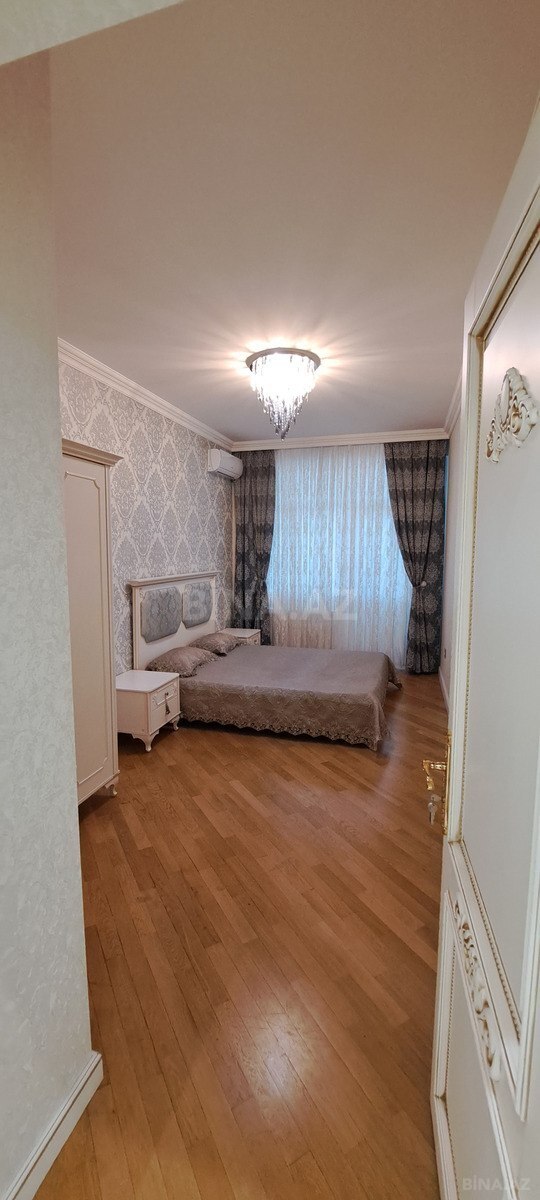 2 otaqlı Yeni tikili, 8-ci mikrorayon q., Bakı