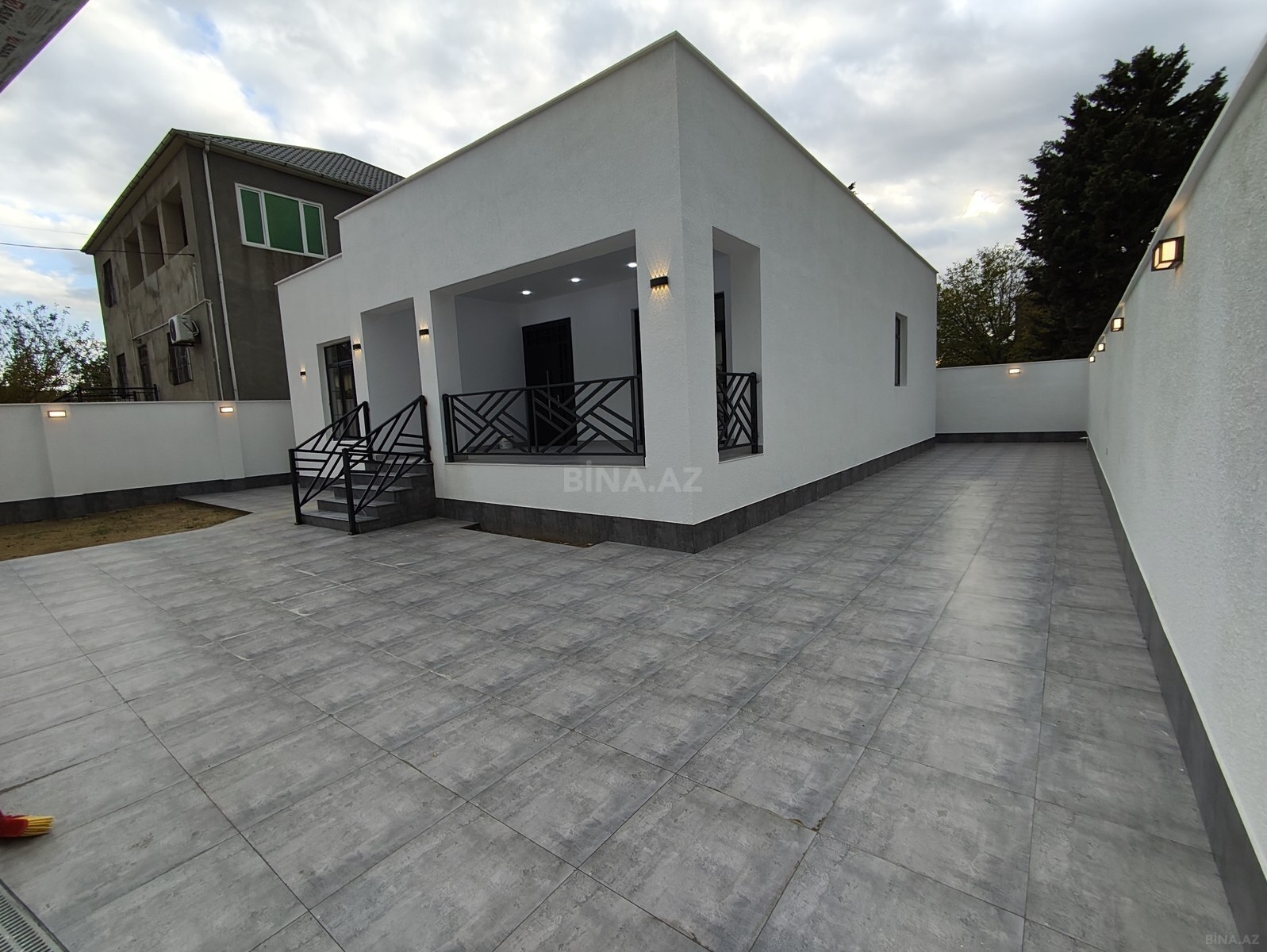 4 otaqlı Həyət evi/Bağ evi, Novxanı q., Bakı