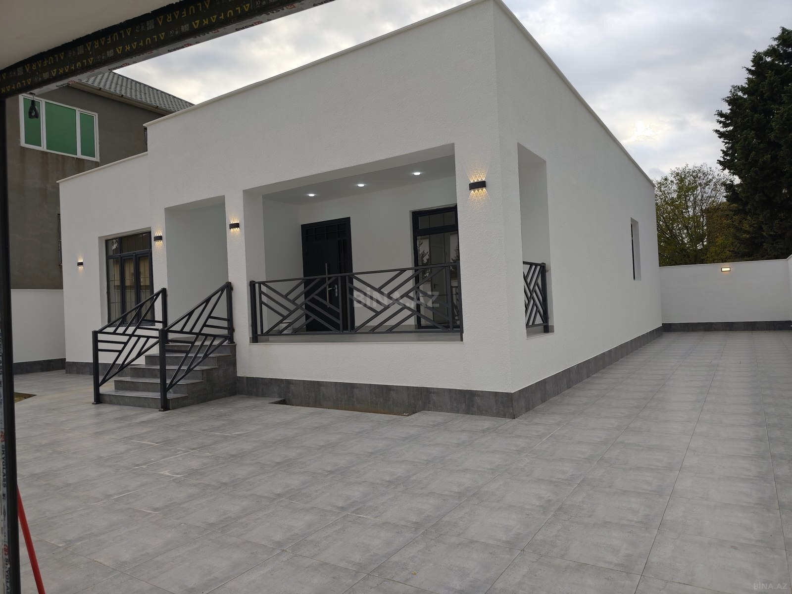 4 otaqlı Həyət evi/Bağ evi, Novxanı q., Bakı